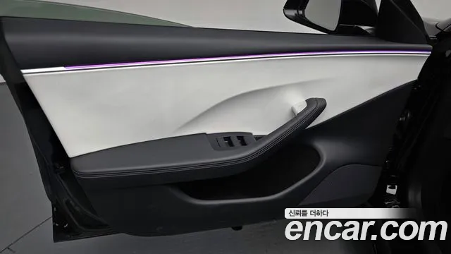 Tesla Model 3 — Фото автомобиля 13