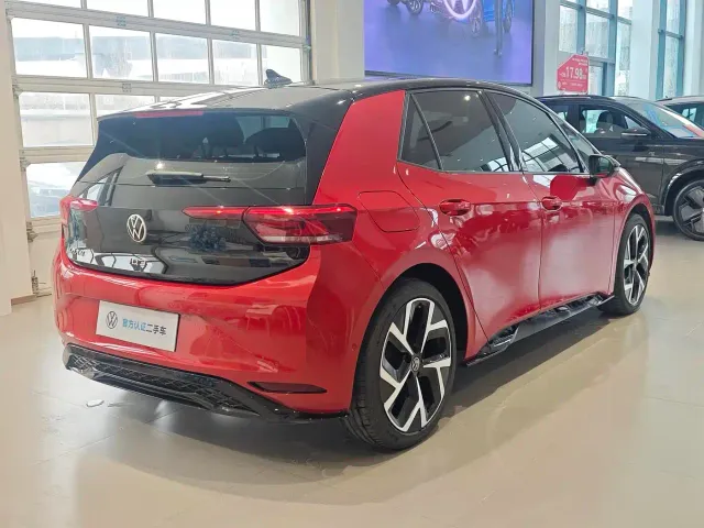 Volkswagen ID.3 — Фото автомобиля 16