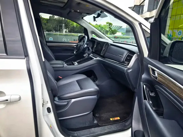 GAC Trumpchi M8 — Фото автомобиля 20