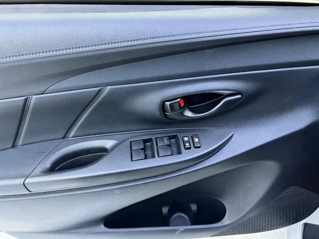Toyota Vios — Фото автомобиля 4