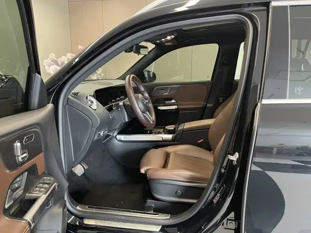 Mercedes-Benz GLB-Class — Фото автомобиля 16