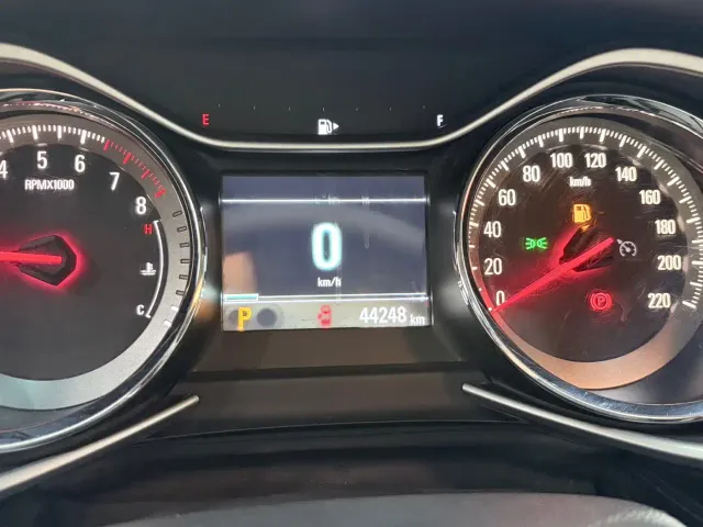 Chevrolet Orlando — Фото автомобиля 13