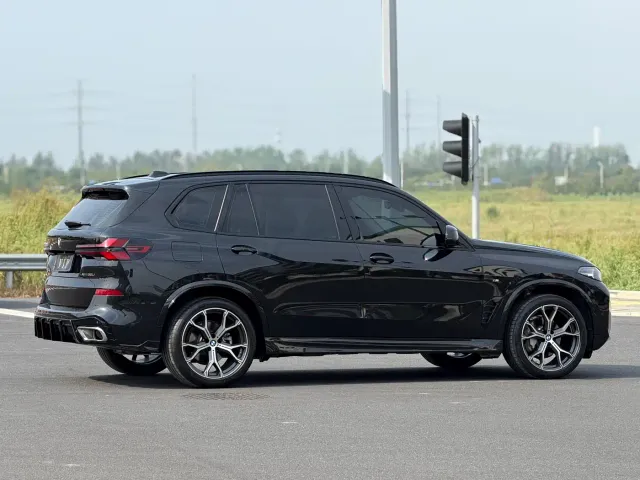 BMW X5 — Фото автомобиля 6