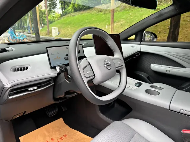 Nissan N7 — Фото автомобиля 11