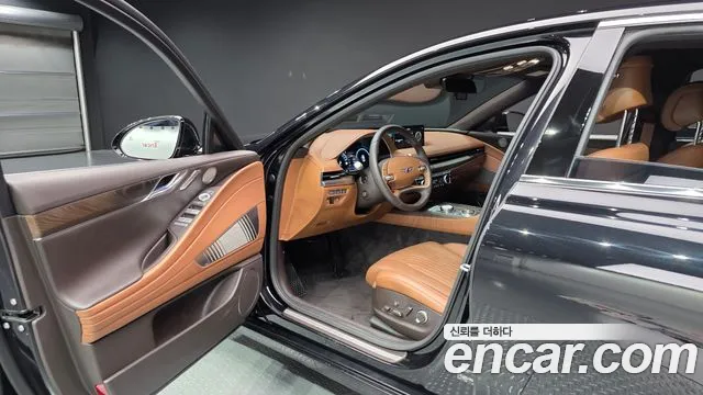 Genesis G80 Бензин 3.5 турбо AWD — Фото автомобиля 10
