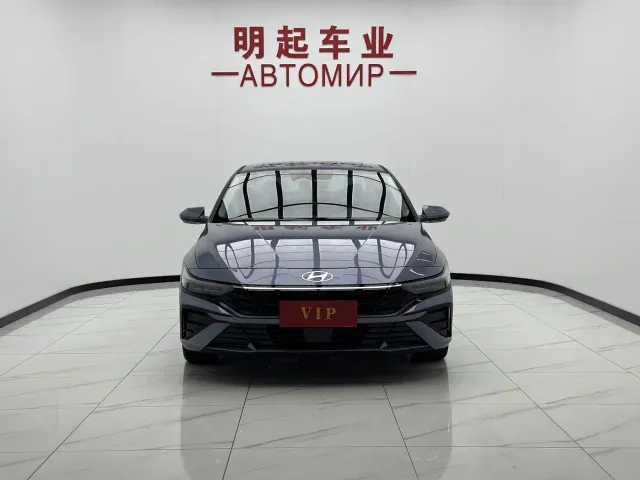 Hyundai Elantra — Фото автомобиля 2