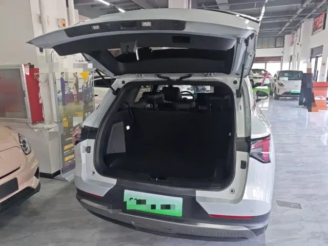 Wuling Starlight S — Фото автомобиля 18