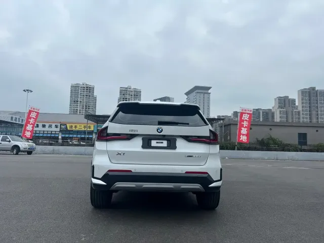 BMW X1 — Фото автомобиля 8