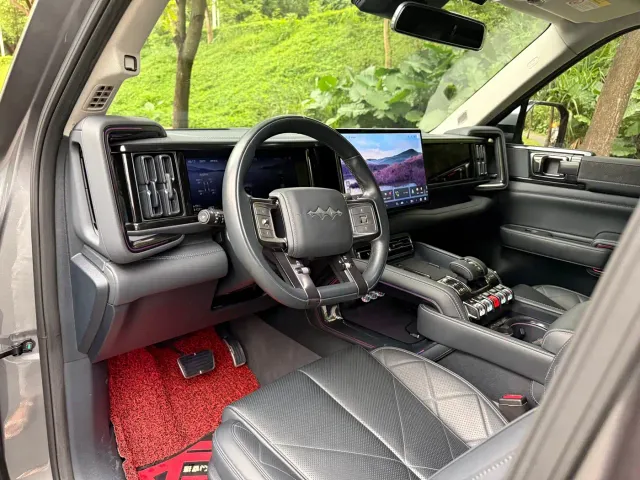 BYD FangChengBao Leopard 5 — Фото автомобиля 16