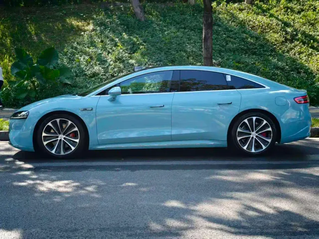 Luxeed S7 — Фото автомобиля 2