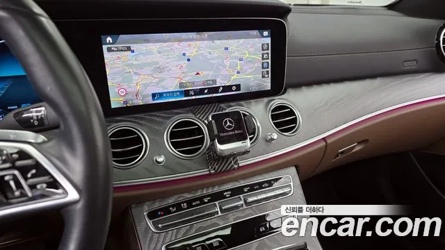 Mercedes-Benz E-Class E-класс W213 E350 4MATIC Exclusive — Фото автомобиля 14