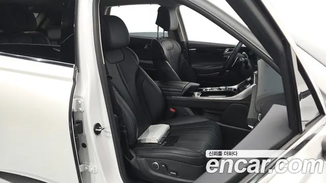 Genesis GV80 — Фото автомобиля 16