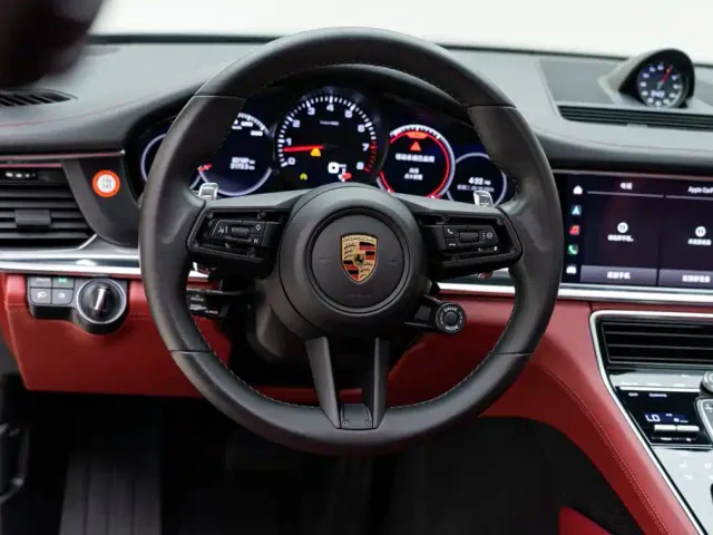 Porsche Panamera — Фото автомобиля 16