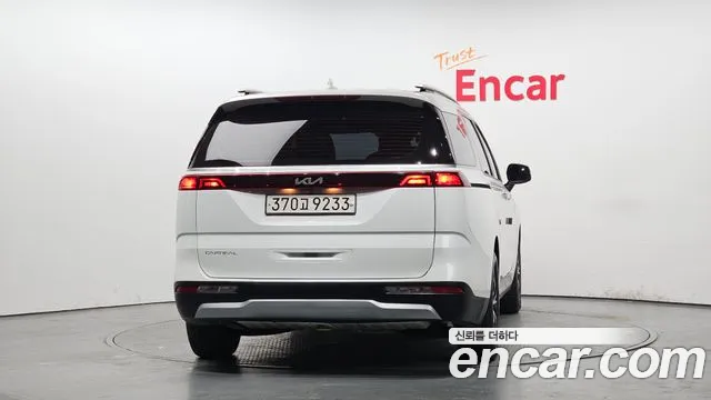 Kia Canival Carnival 4 поколение 9 мест Prestige — Фото автомобиля 4