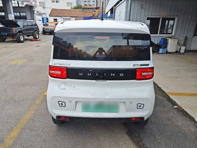 Wuling Hongguang Mini EV — Фото автомобиля 5