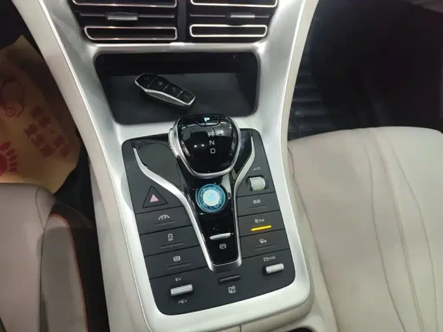 BYD Song Pro — Фото автомобиля 13