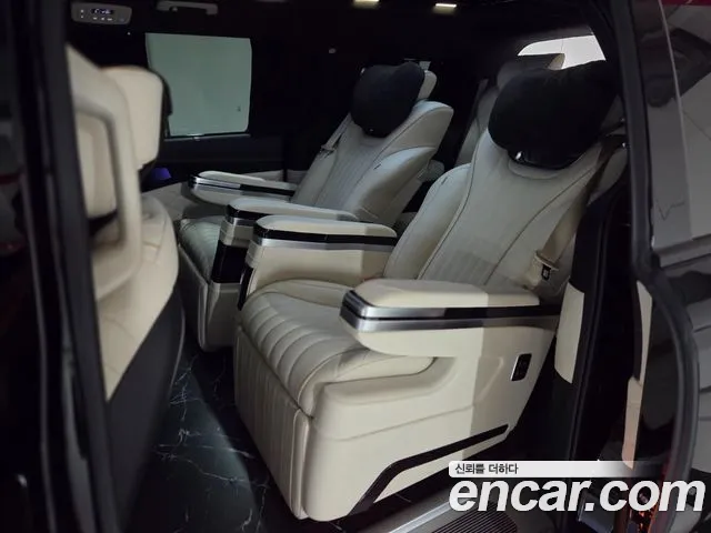 Kia Carnival — Фото автомобиля 8