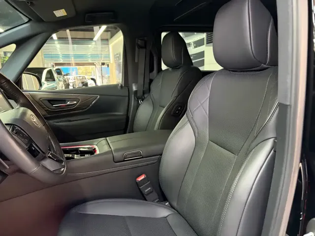 Toyota Alphard — Фото автомобиля 18