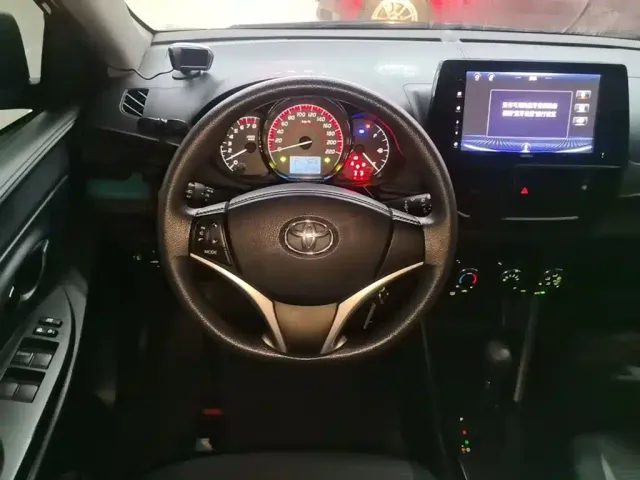 Toyota Vios FS — Фото автомобиля 10