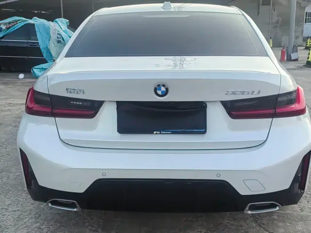 BMW 3 Series — Фото автомобиля 8