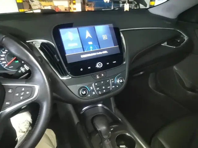 Chevrolet Malibu XL — Фото автомобиля 12