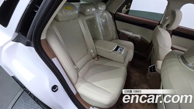 Hyundai Grandeur GN7 — Фото автомобиля 16