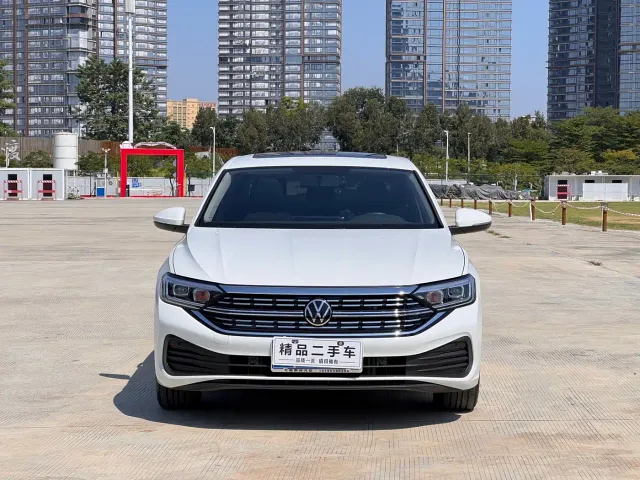 Volkswagen Sagitar — Фото автомобиля 2