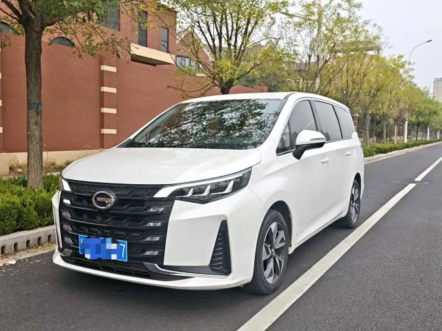 Фотография автомобиля — GAC Trumpchi M6
