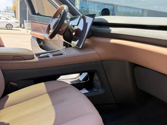 Nio ES8 — Фото автомобиля 6