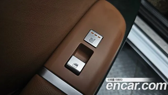 Hyundai Grandeur GN7 — Фото автомобиля 20