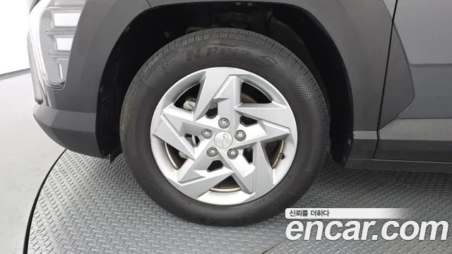 Hyundai Kona SX2 — Фото автомобиля 5