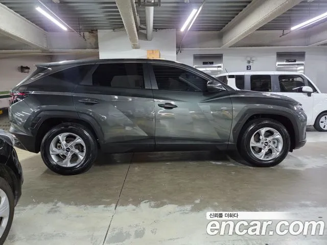 Hyundai Tucson Tucson (NX4) Бензин 1.6 турбо 2WD — Фото автомобиля 19