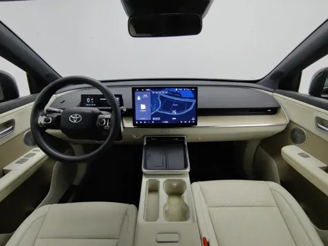 Toyota BoZhi 3X — Фото автомобиля 5