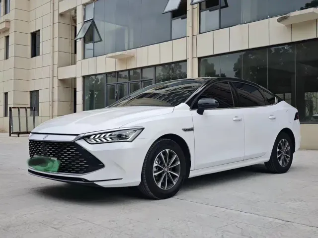 BYD Qin PLUS — Фото автомобиля 3