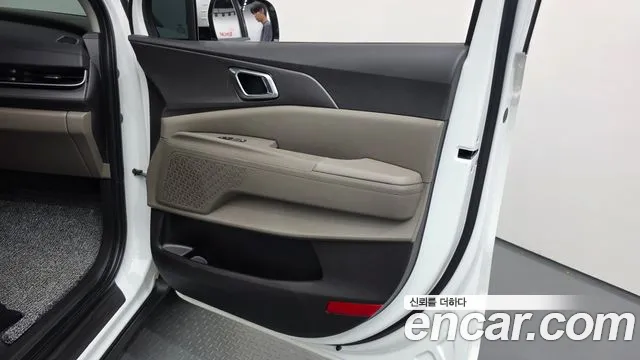 Kia Carnival 4th Gen — Фото автомобиля 14