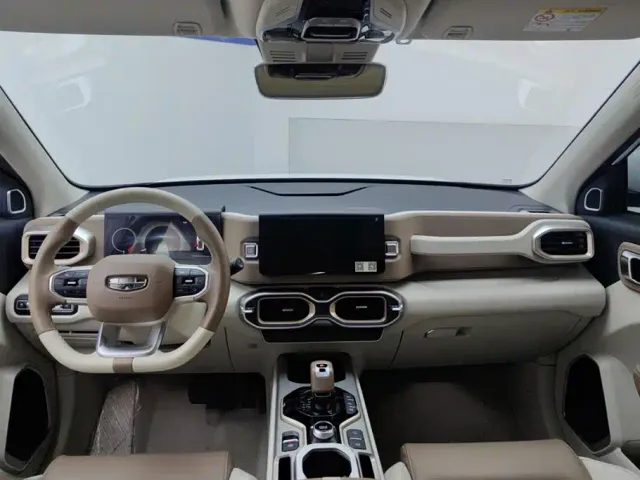 Geely ICON — Фото автомобиля 12
