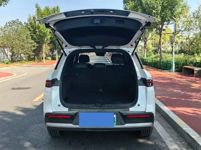 BYD Song Pro — Фото автомобиля 6