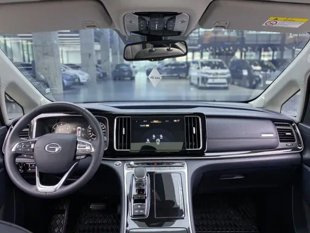 GAC Trumpchi M8 — Фото автомобиля 12