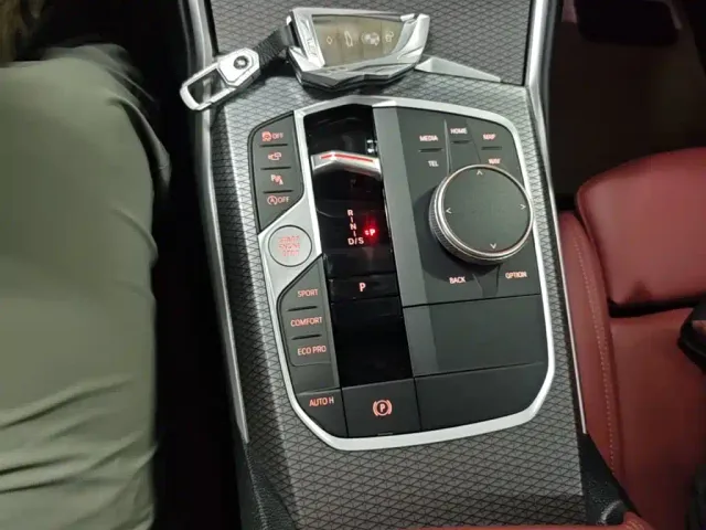 BMW 3 Series — Фото автомобиля 13