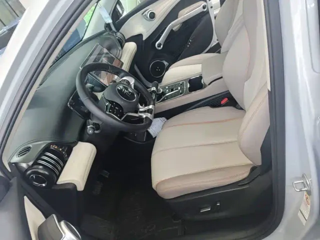 BYD Yuan PLUS — Фото автомобиля 14