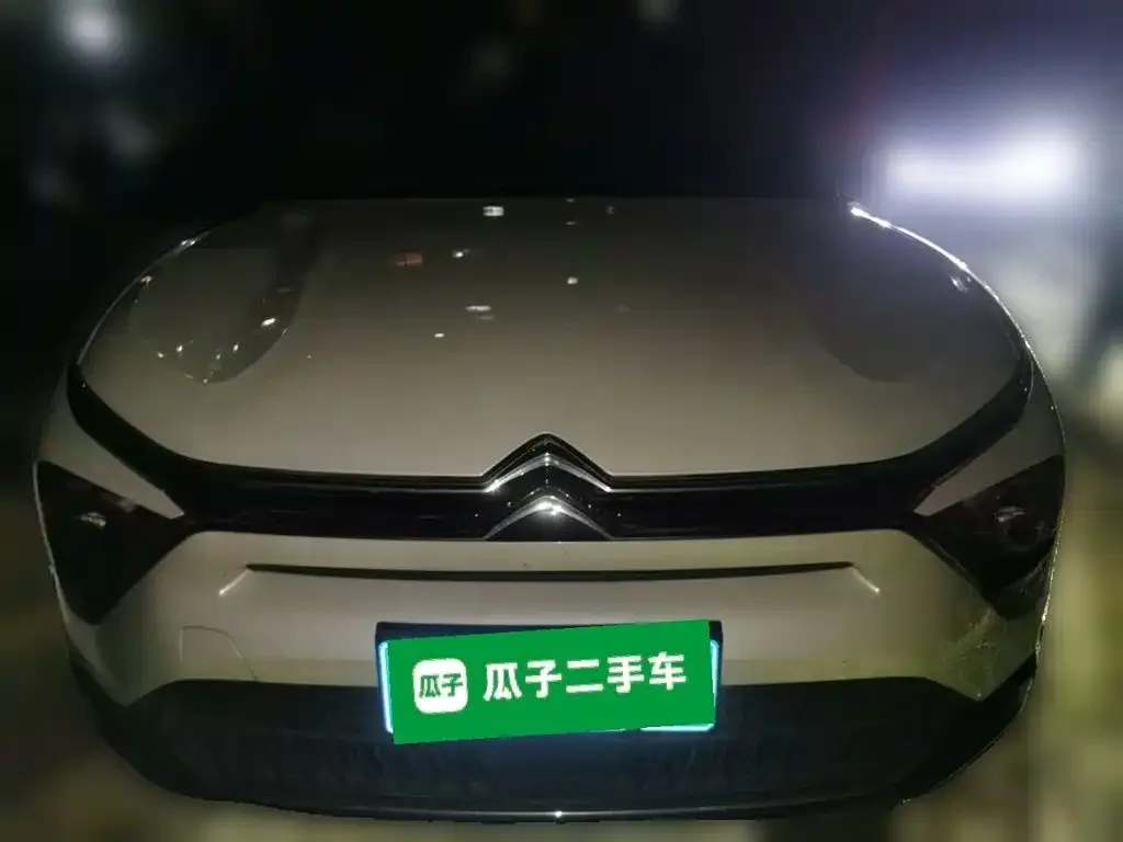 Citroën Versailles C5 X 2023 1.6T Enjoy Extraordinary — Фото автомобиля 2