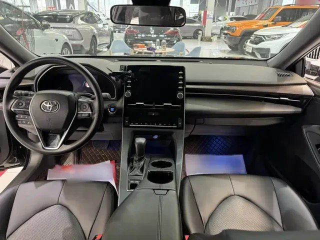 Toyota Avalon — Фото автомобиля 7