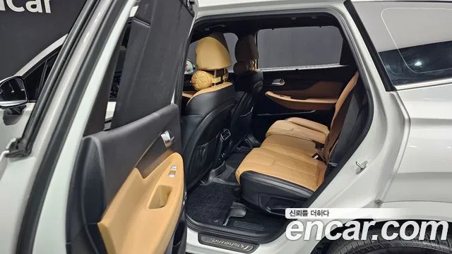 Hyundai Santafe — Фото автомобиля 12
