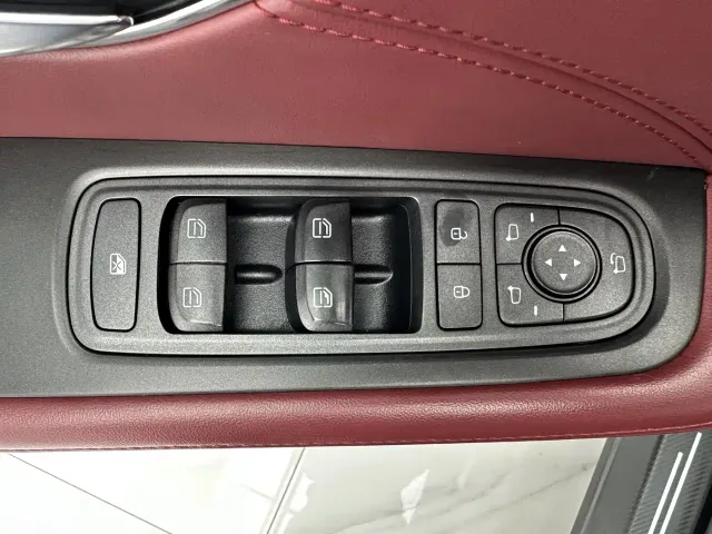Jetour X70 Plus — Фото автомобиля 12