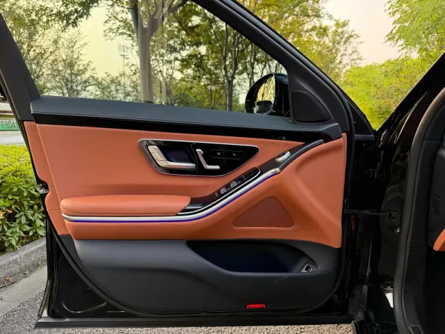 Mercedes-Benz S-Class — Фото автомобиля 8