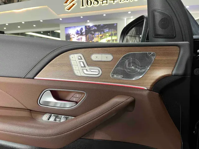 Mercedes-Benz GLE-Class — Фото автомобиля 11