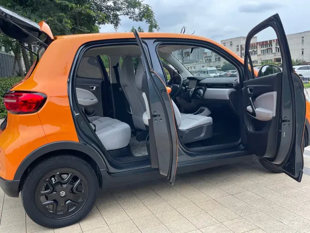 Leapmotor T03 — Фото автомобиля 20