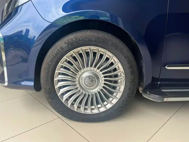 Karsheng Karshen V-Class — Фото автомобиля 8