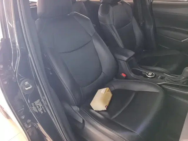 Toyota Corolla Cross — Фото автомобиля 24