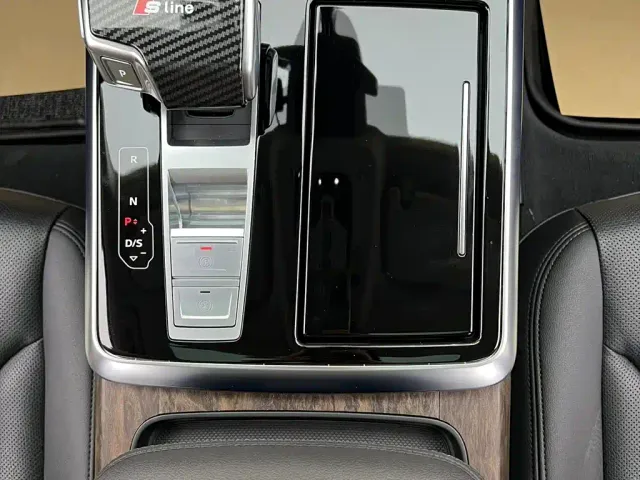 Audi Q7 — Фото автомобиля 18